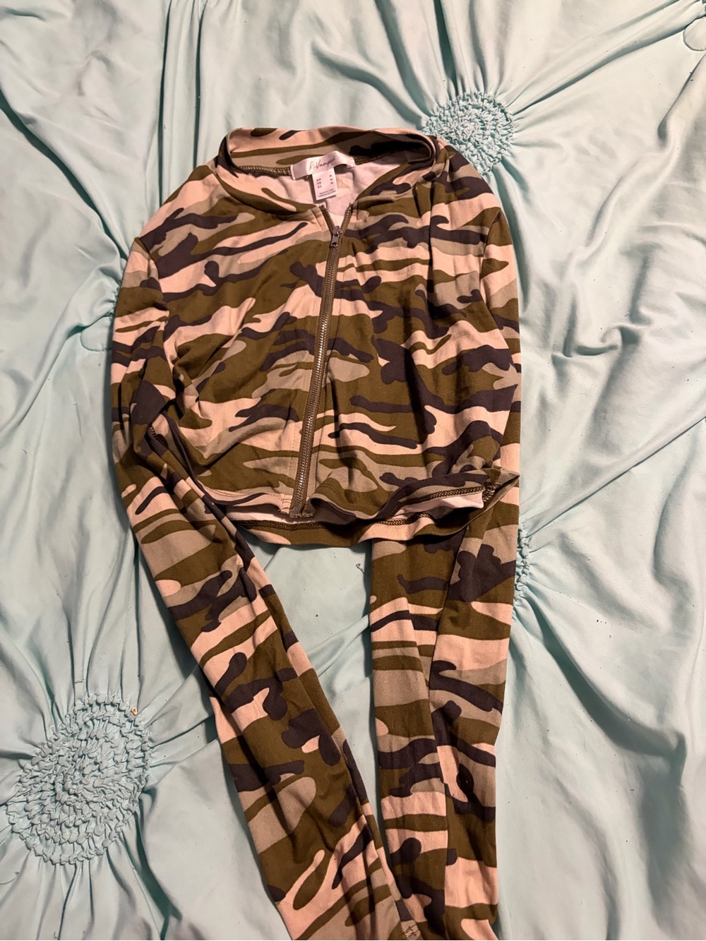 Medium women crop sweater
